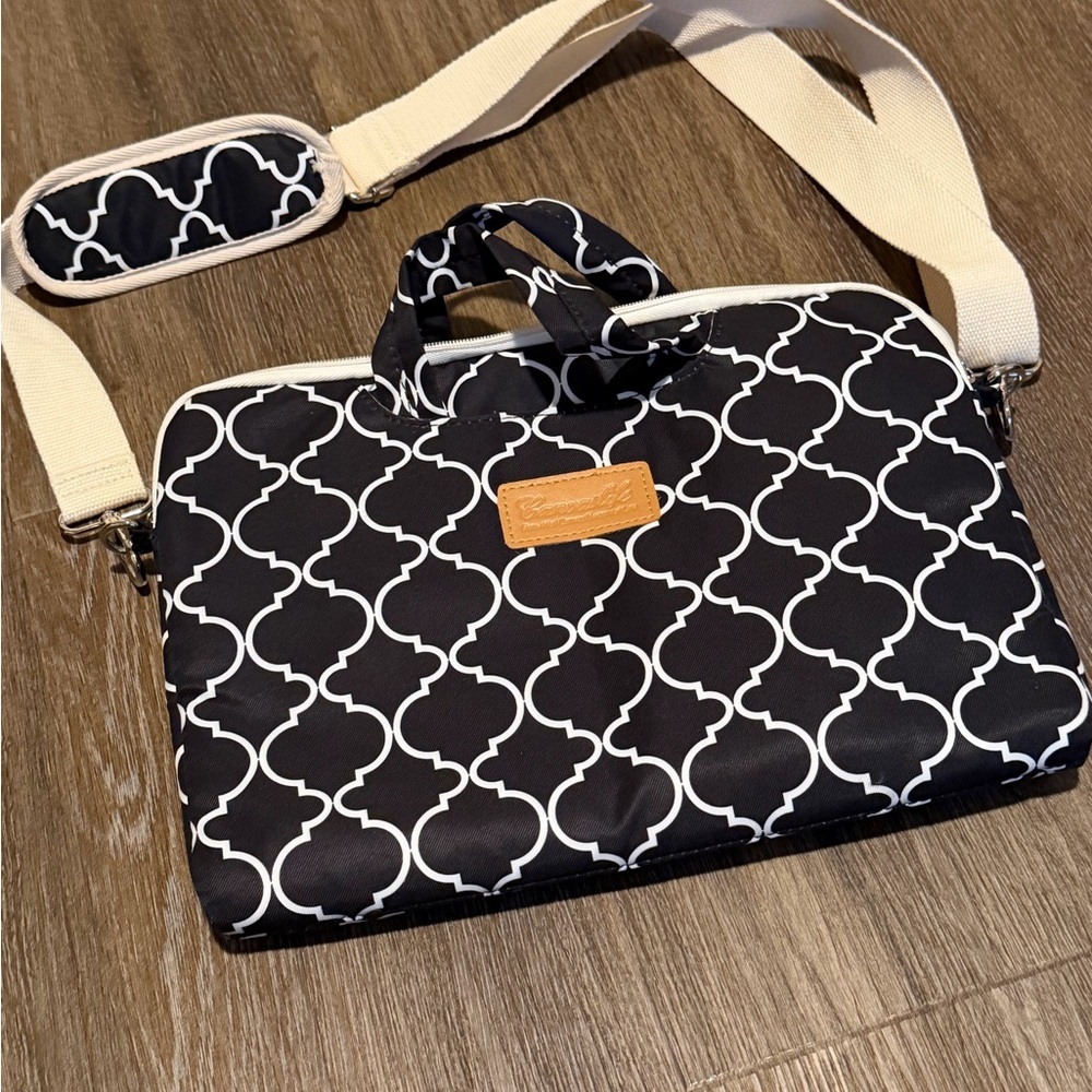 CanvasLife Black and Patterned Laptop Bag